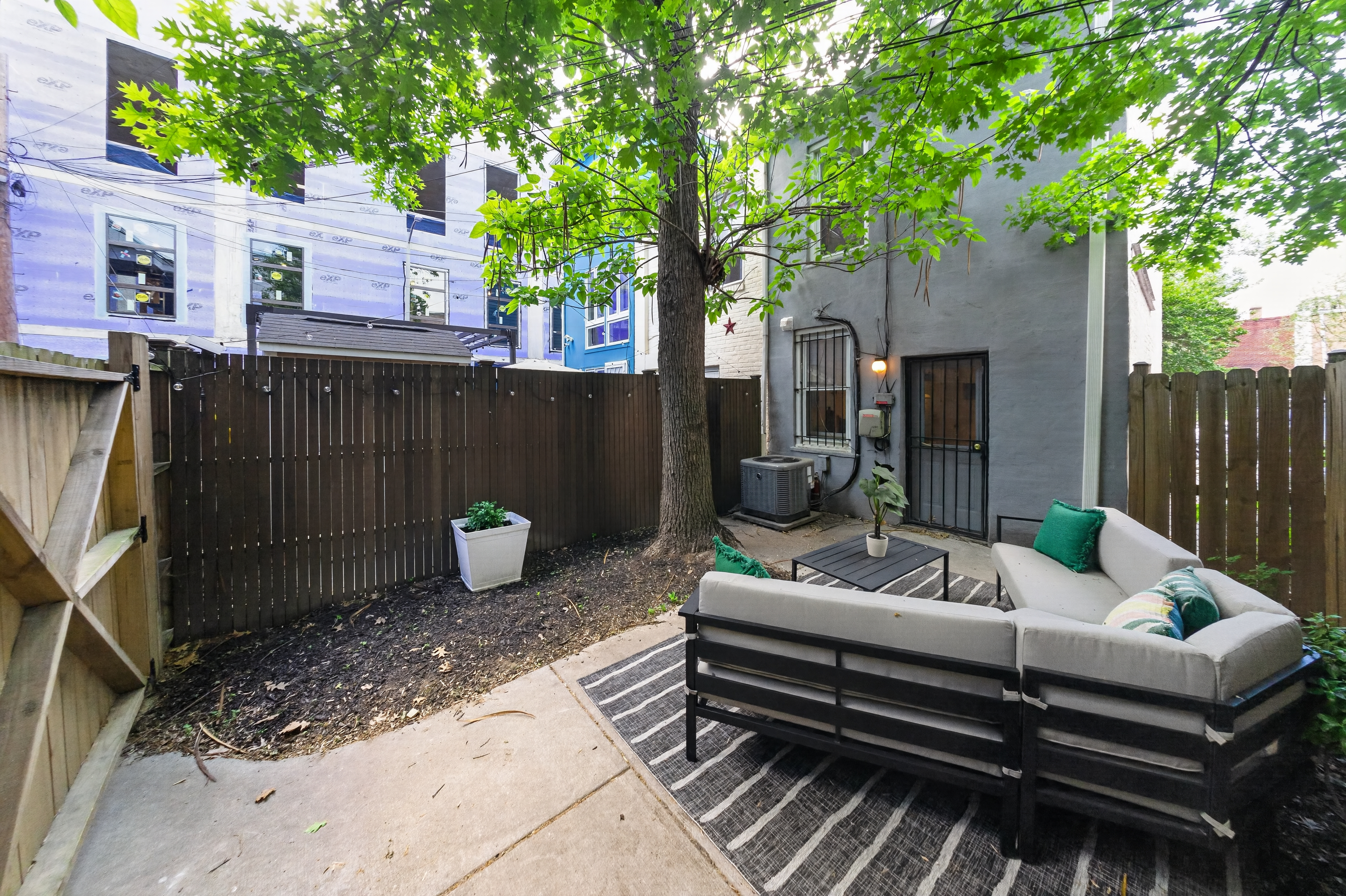 606 S Street Northwest Washington, DC 20001 - Photo 15 of 19