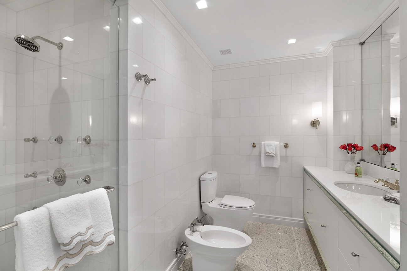 21 East 66th Street, Unit 7EW Manhattan, NY 10065 - Photo 14 of 40