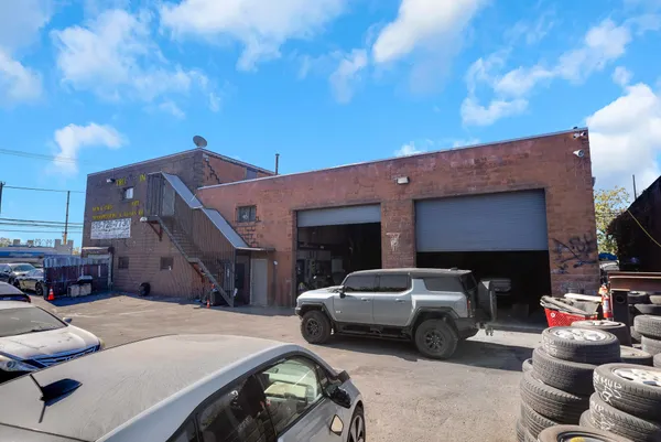 $4,400,000 | 6123 West Passyunk Avenue, Philadelphia, PA 19153