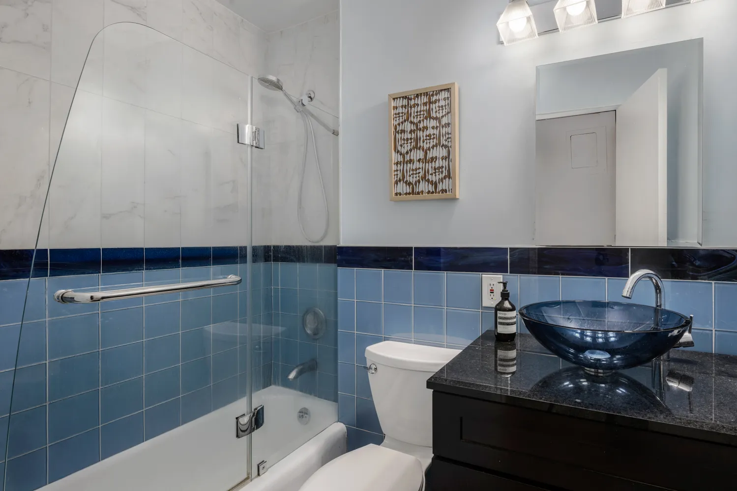 $3,695 | 7 East 14th Street, Unit 303 | Flatiron