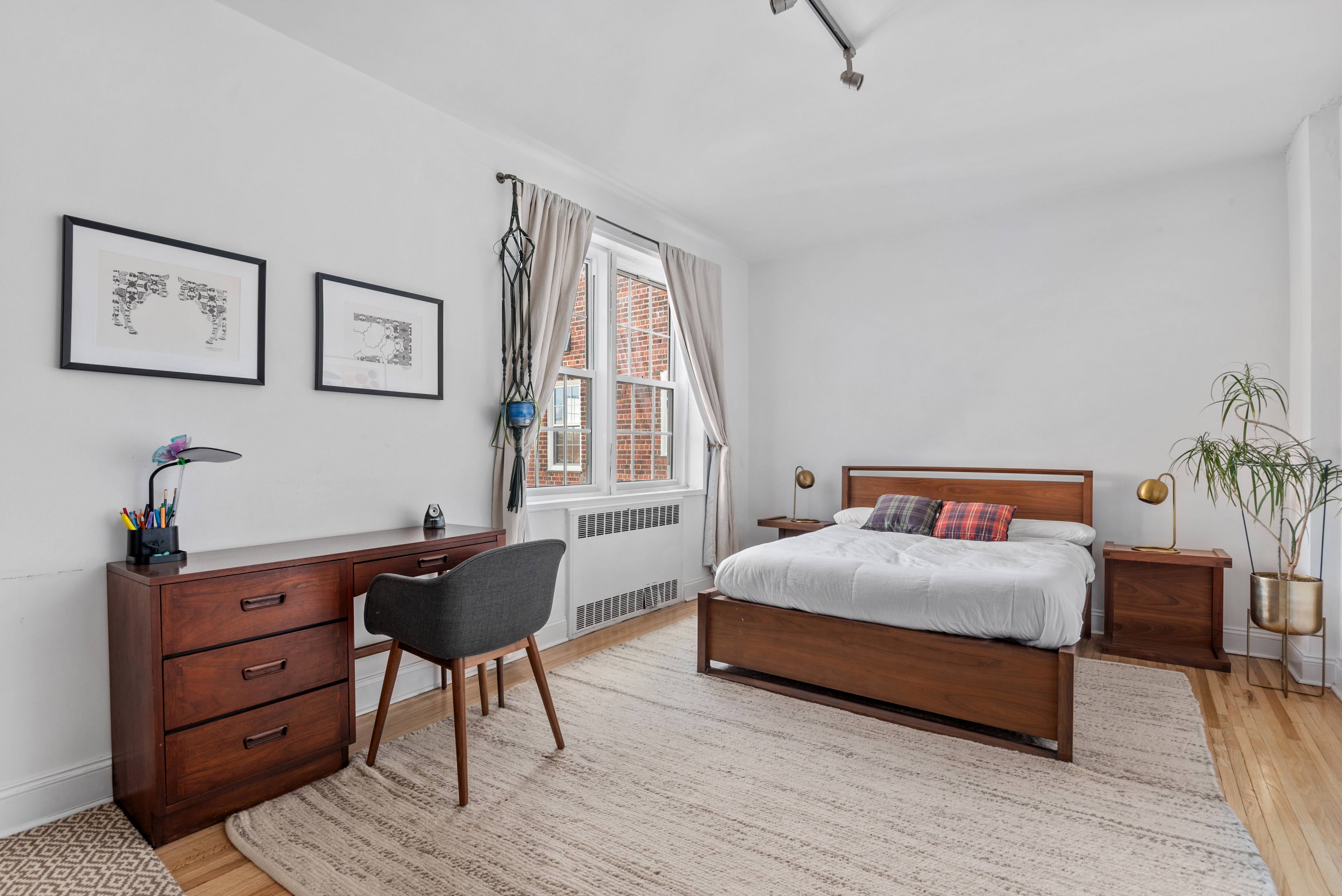 1125 Lorimer Street, Unit 6E Brooklyn, NY 11222 - Photo 3 of 10