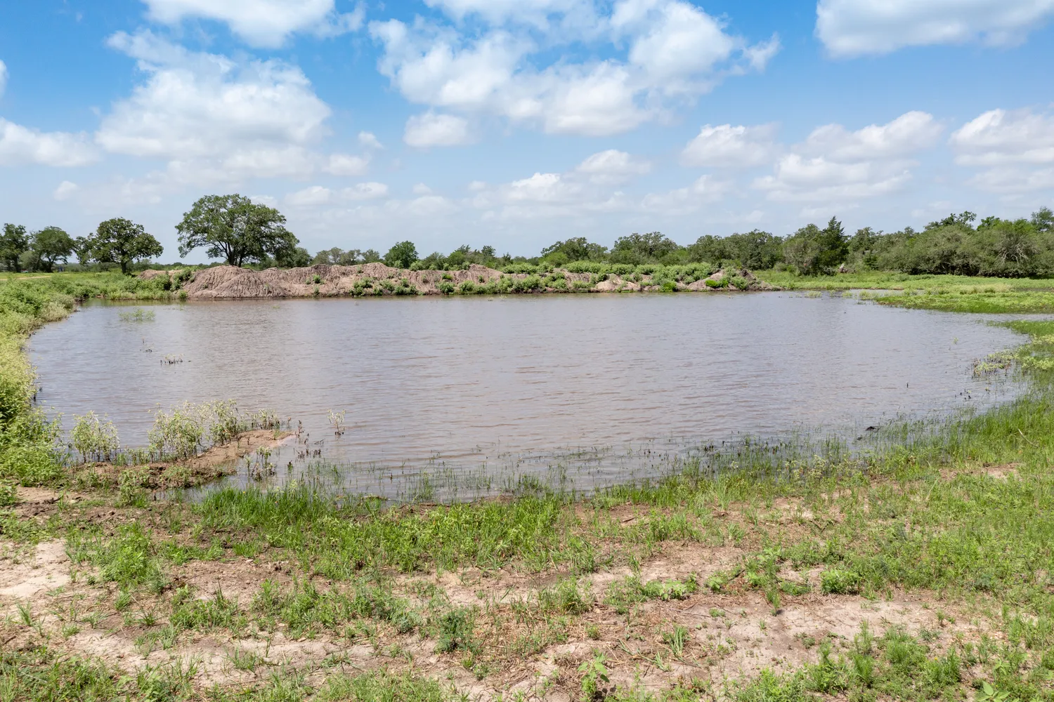 $792,860 | 54.68 Cattle Guard Road, Cuero, TX 77954