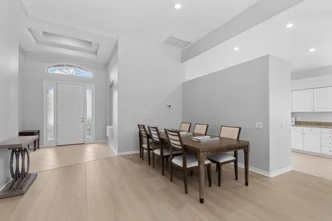 $995,000 | 1717 Winding Oaks Way, Naples, FL 34109