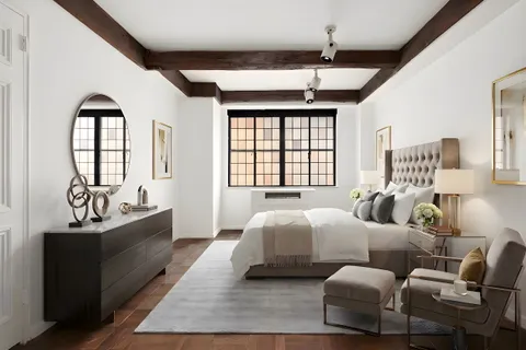 $2,500,000 | 24 Central Park South, Unit 11W | Central Park South