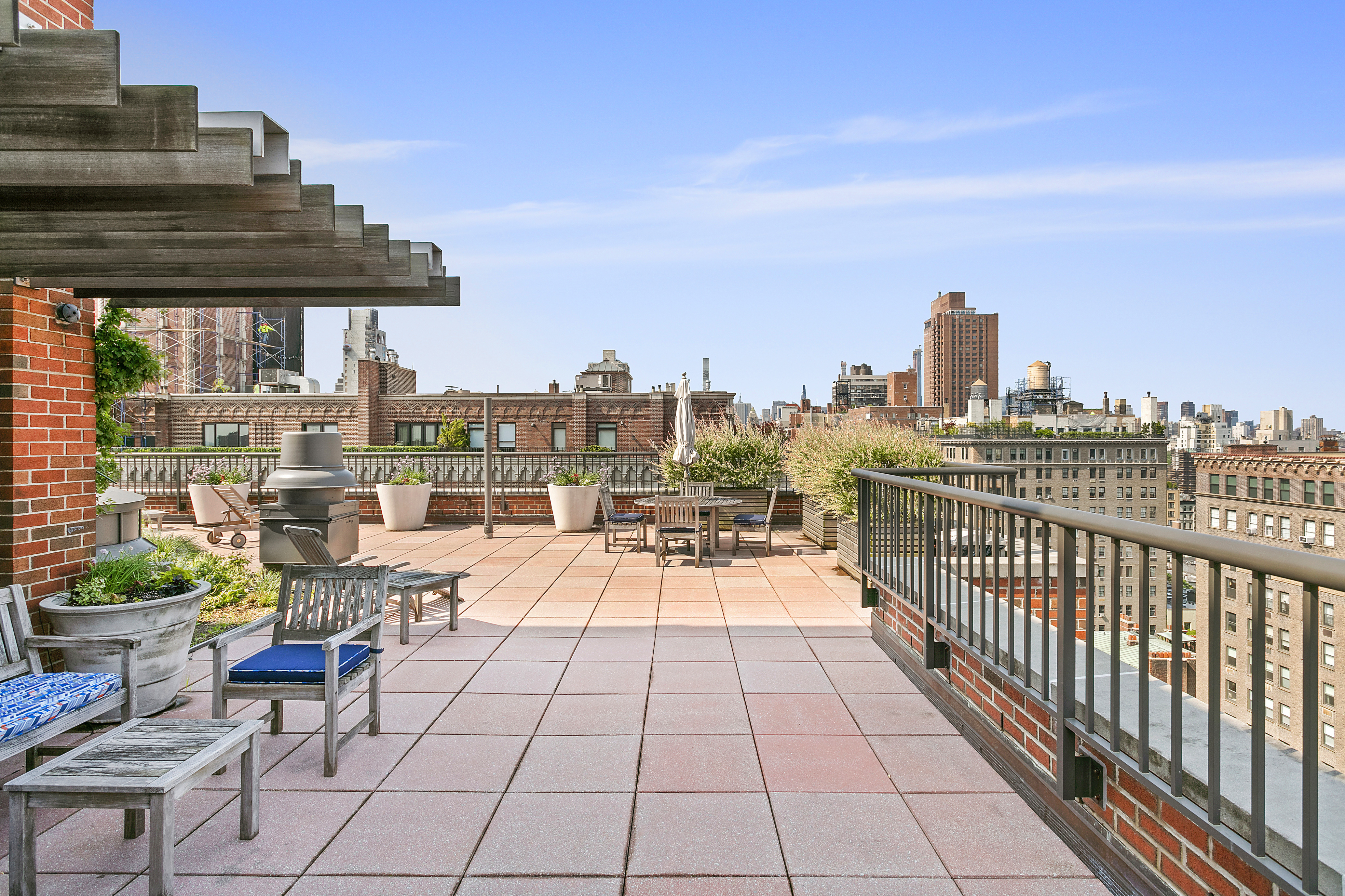 1199 Park Avenue, Unit 3G Manhattan, NY 10128 - Photo 11 of 12 a view of a terrace with seating area