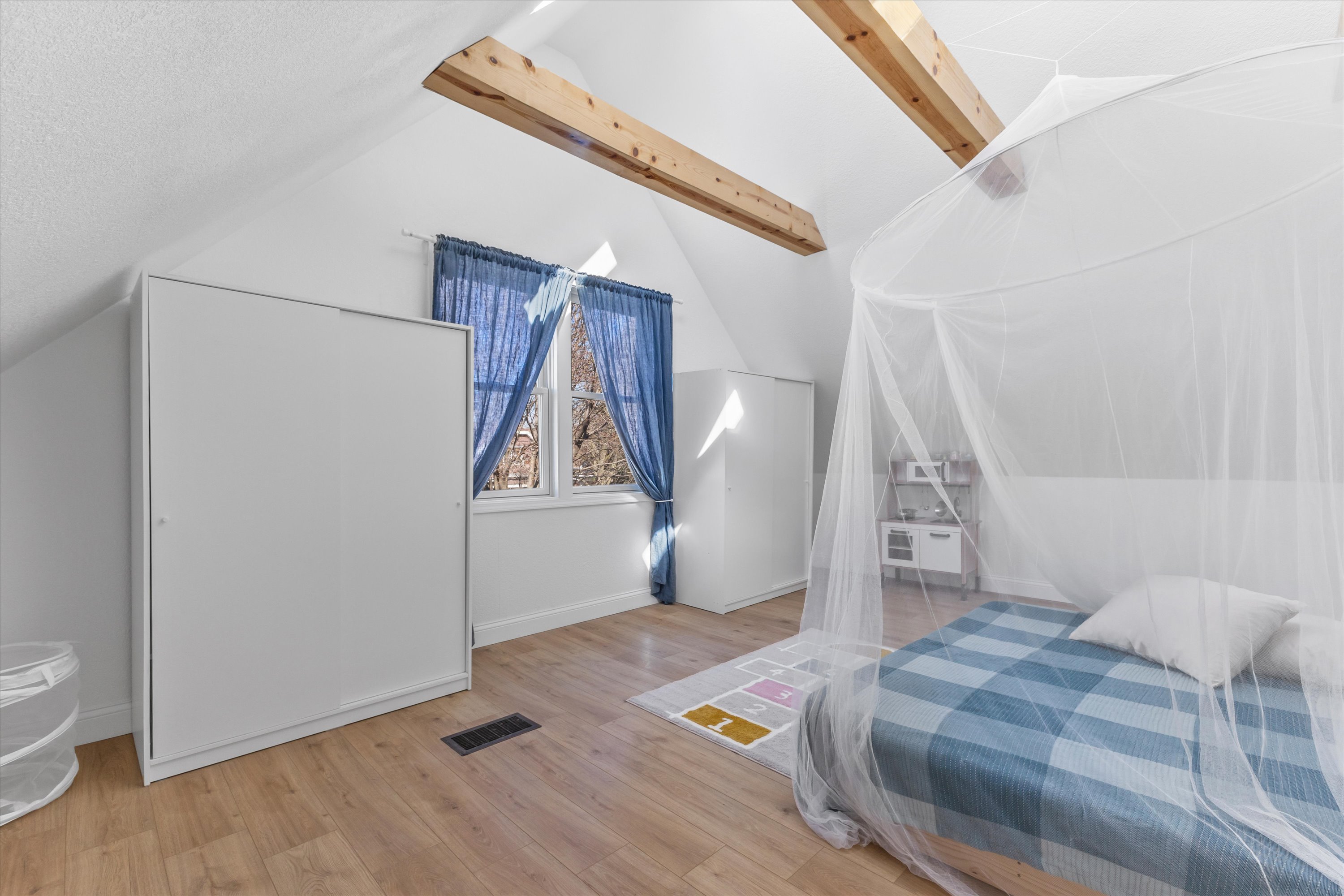 2742 South Greeley Street Milwaukee, WI 53207 - Photo 20 of 29