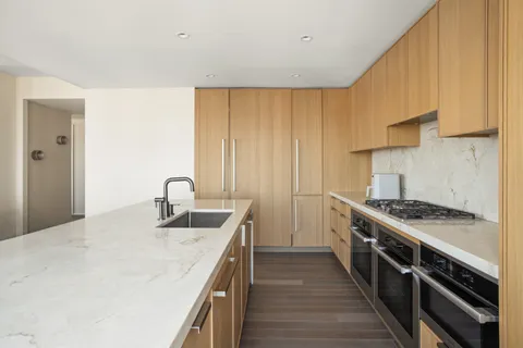$4,100,000 | 543 West 122nd Street, Unit PH31A | Morningside Heights