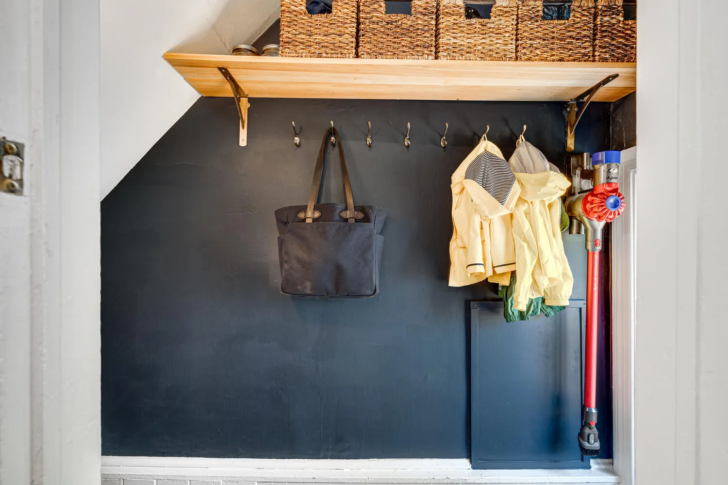 $1,050,000 | 2708 Holly Street, Alexandria, VA 22305