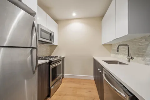 $1,488,000 | 25-19 43rd Avenue, Unit 508 | Long Island City