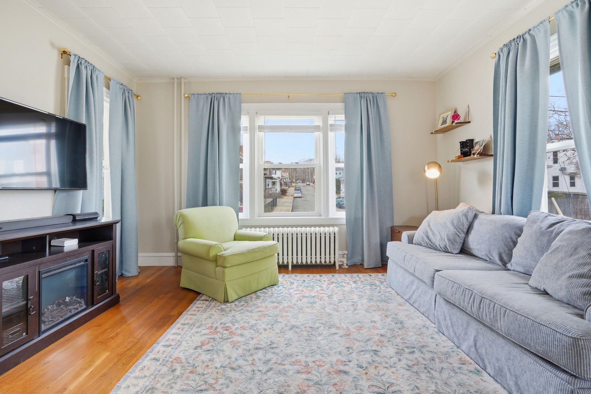 73 Moore Street Fall River, MA 02720 - Photo 10 of 31