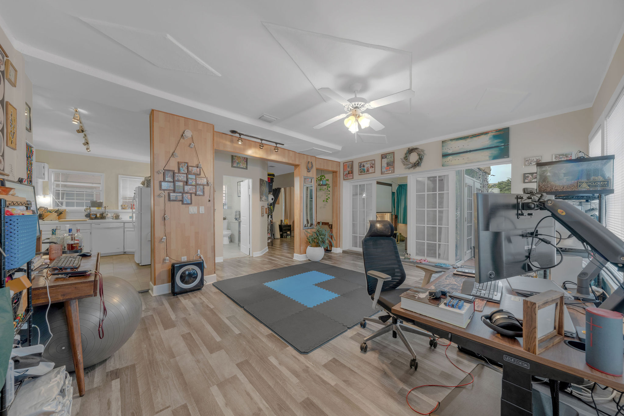 735-745 Meridian Avenue Miami Beach, FL 33139 - Photo 15 of 62 a view of a room with gym equipment