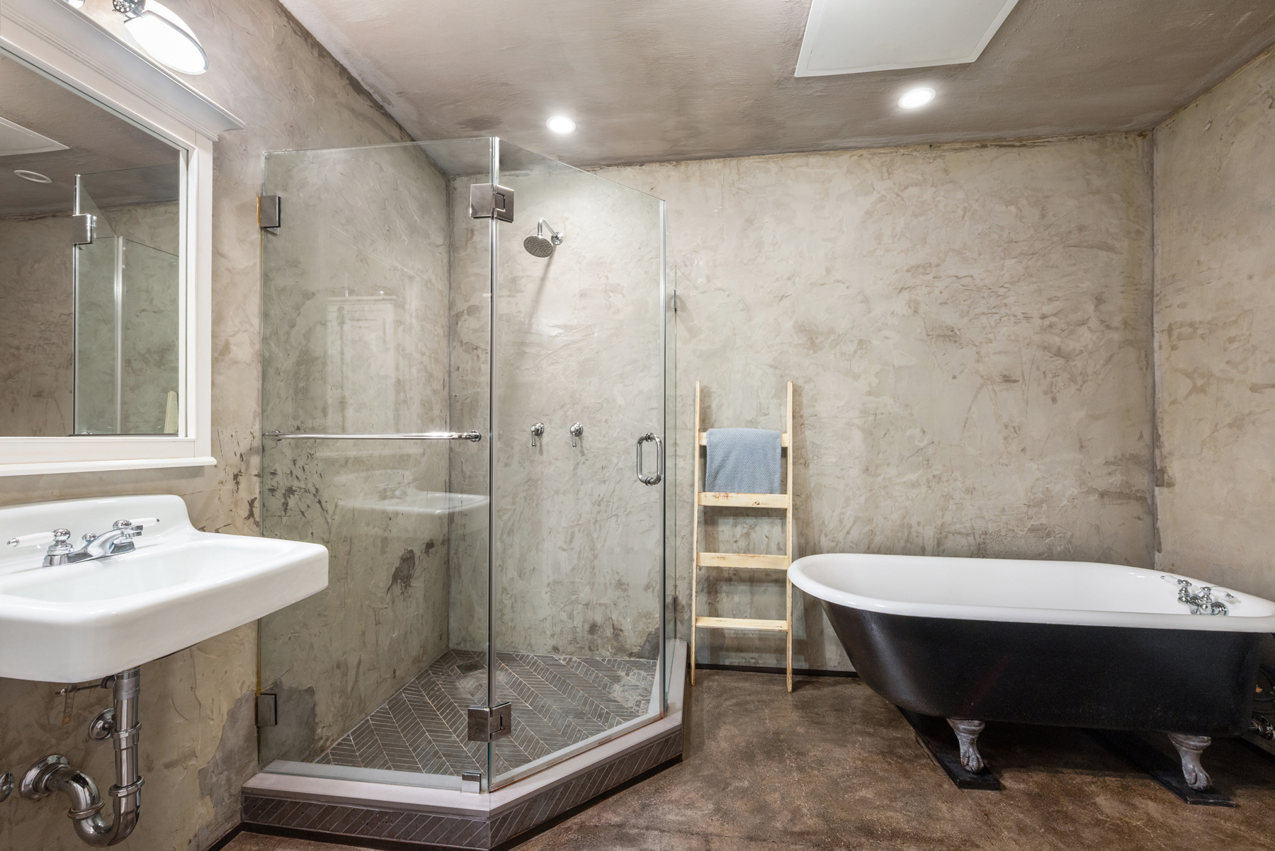 827 Marcy Avenue Brooklyn, NY 11216 - Photo 7 of 17 a bathroom with a sink and mirror