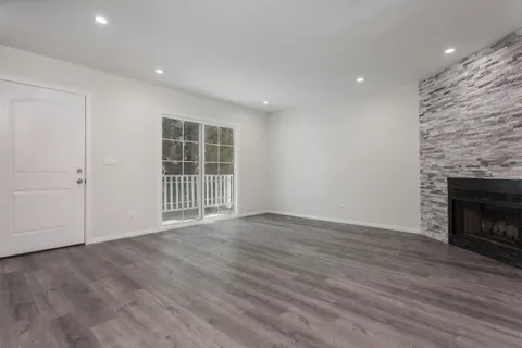 $450,000 | 14018 Vanowen St Street, Unit 7, Van Nuys, CA 91405