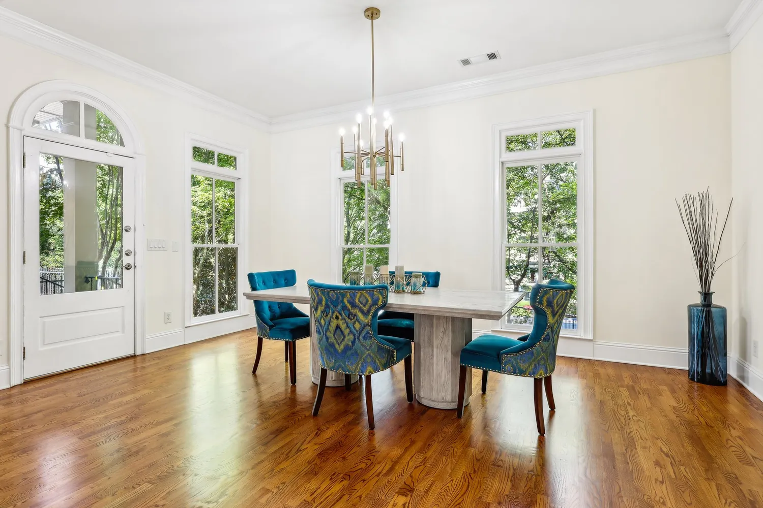 $900,000 | 3127 Lenox Road Northeast, Unit 6, Atlanta, GA 30324