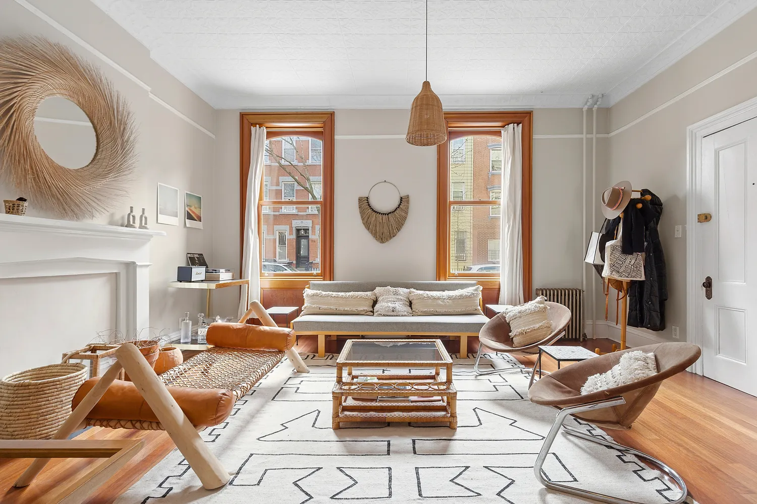 $4,800 | 111 North 8th Street, Unit 1 | Williamsburg