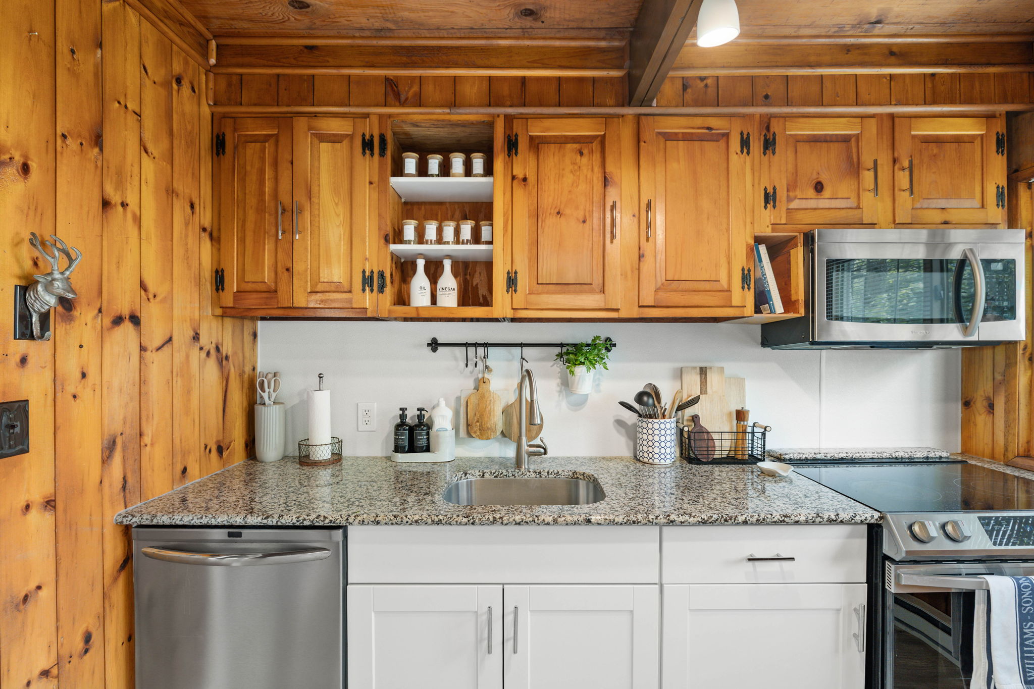 214 Coach Road Tobyhanna, PA 18466 - Photo 12 of 43