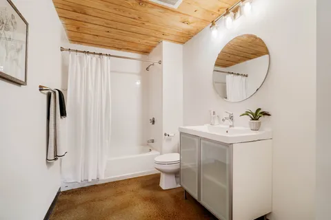 Contact Agent | 120 Holmes Street, Unit 304, Quincy, MA 02171