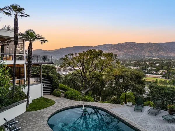 $2,695,000 | 1018 Glen Oaks Boulevard, Pasadena, CA 91105