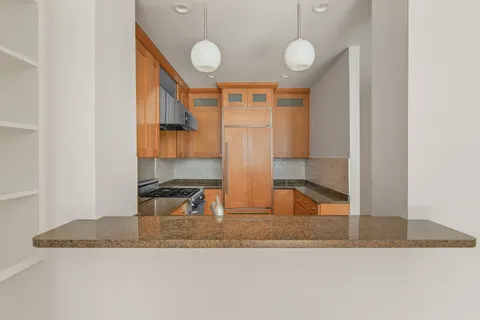 $1,225,000 | 8 West 65th Street, Unit 4B | Upper West Side
