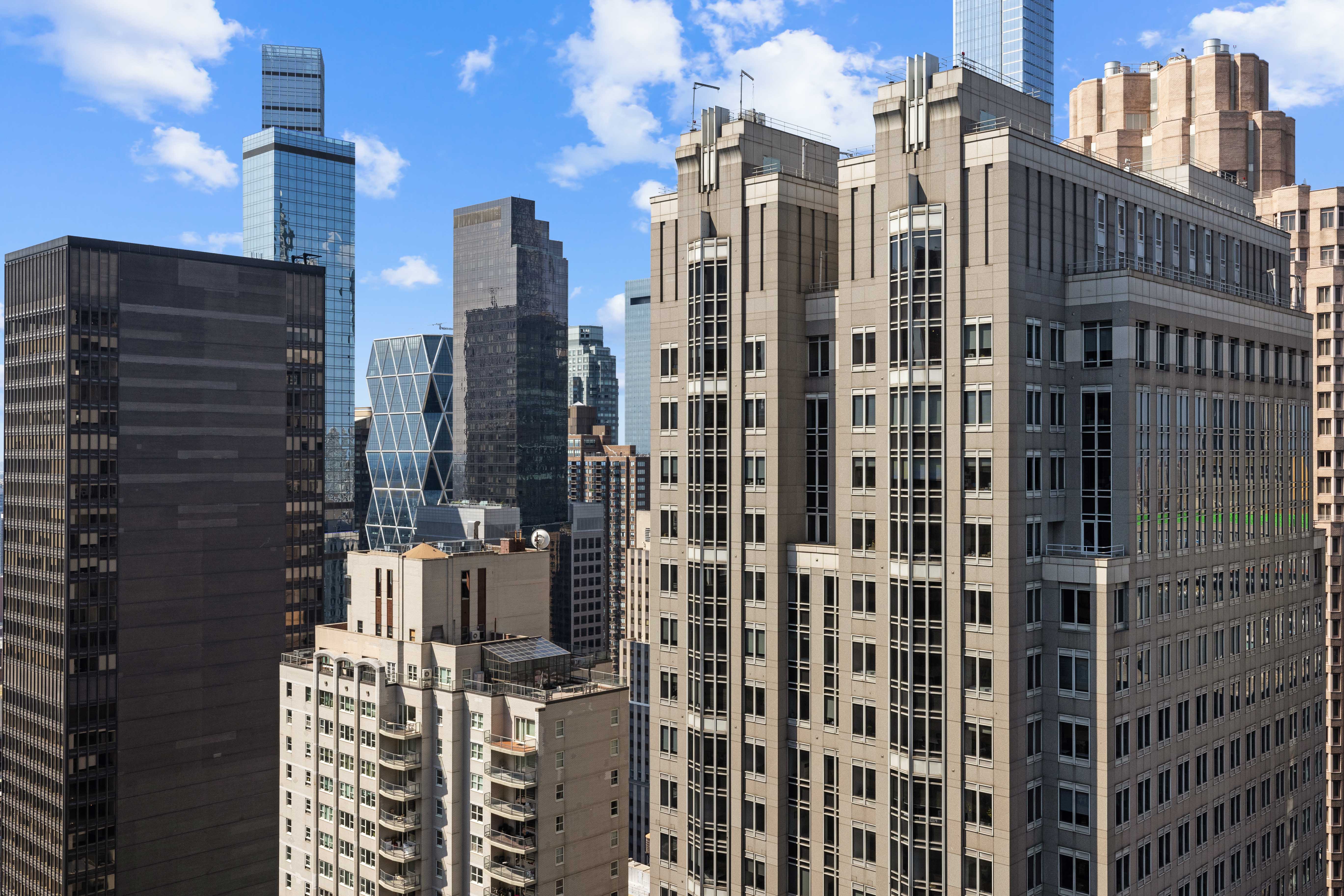 135 West 52nd Street, Unit PH2 Manhattan, NY 10019 - Photo 18 of 35