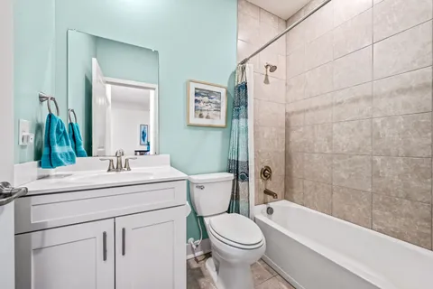 $449,900 | 128 B Fleet Court, Bensalem, PA 19020