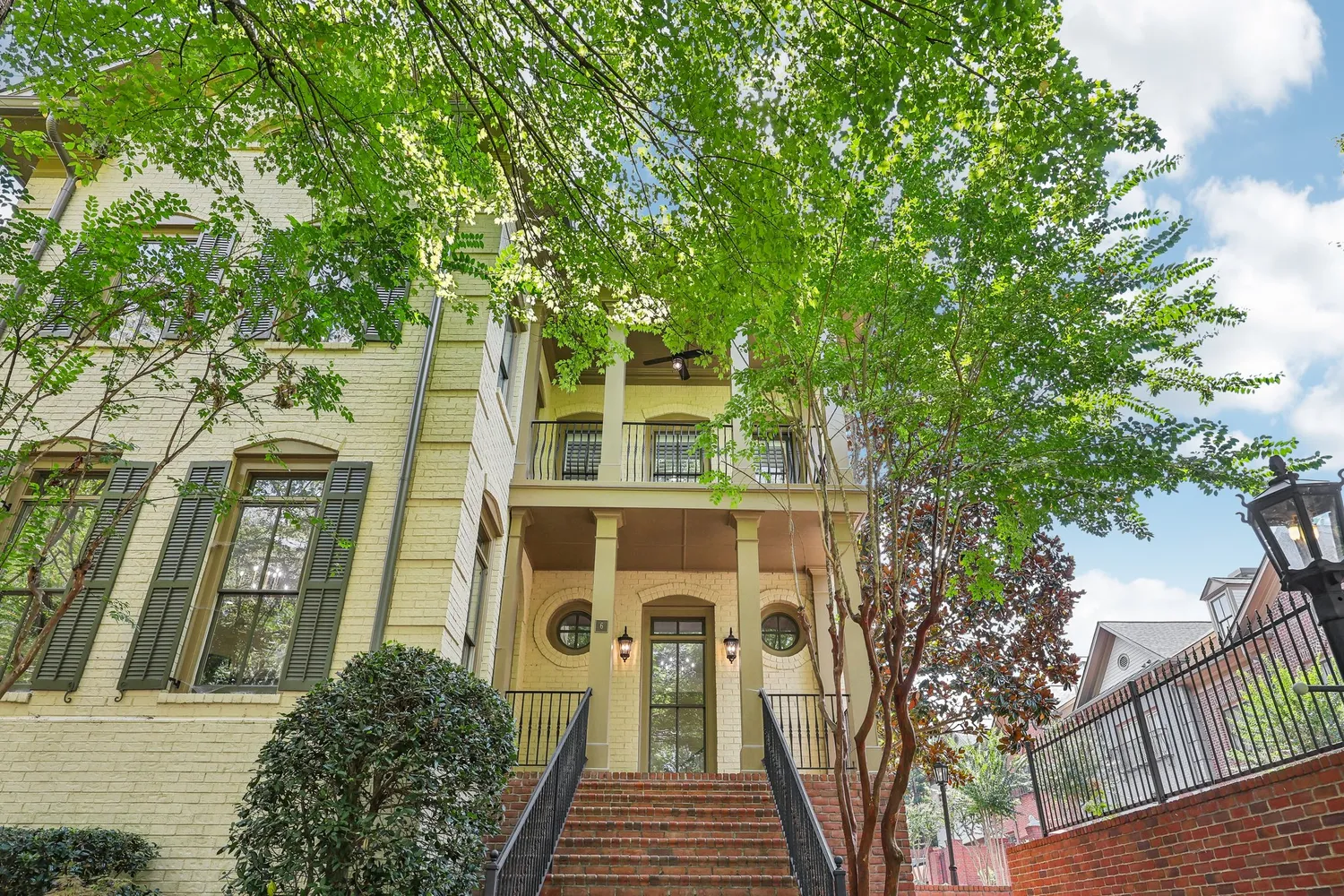 $900,000 | 3127 Lenox Road Northeast, Unit 6, Atlanta, GA 30324