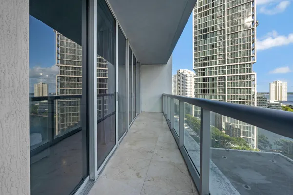 $875,000 | 485 Brickell Avenue, Unit 1909, Miami, FL 33131