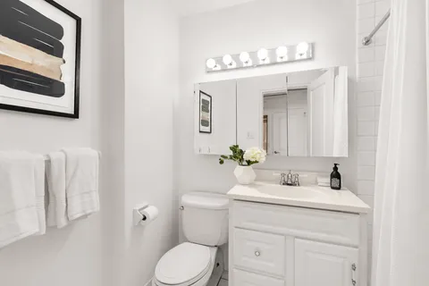 $2,395,000 | 10 West 66th Street, Unit 29E | Upper West Side