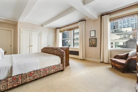 $3,500,000 | 111 East 56th Street, Unit PH19 | Midtown East