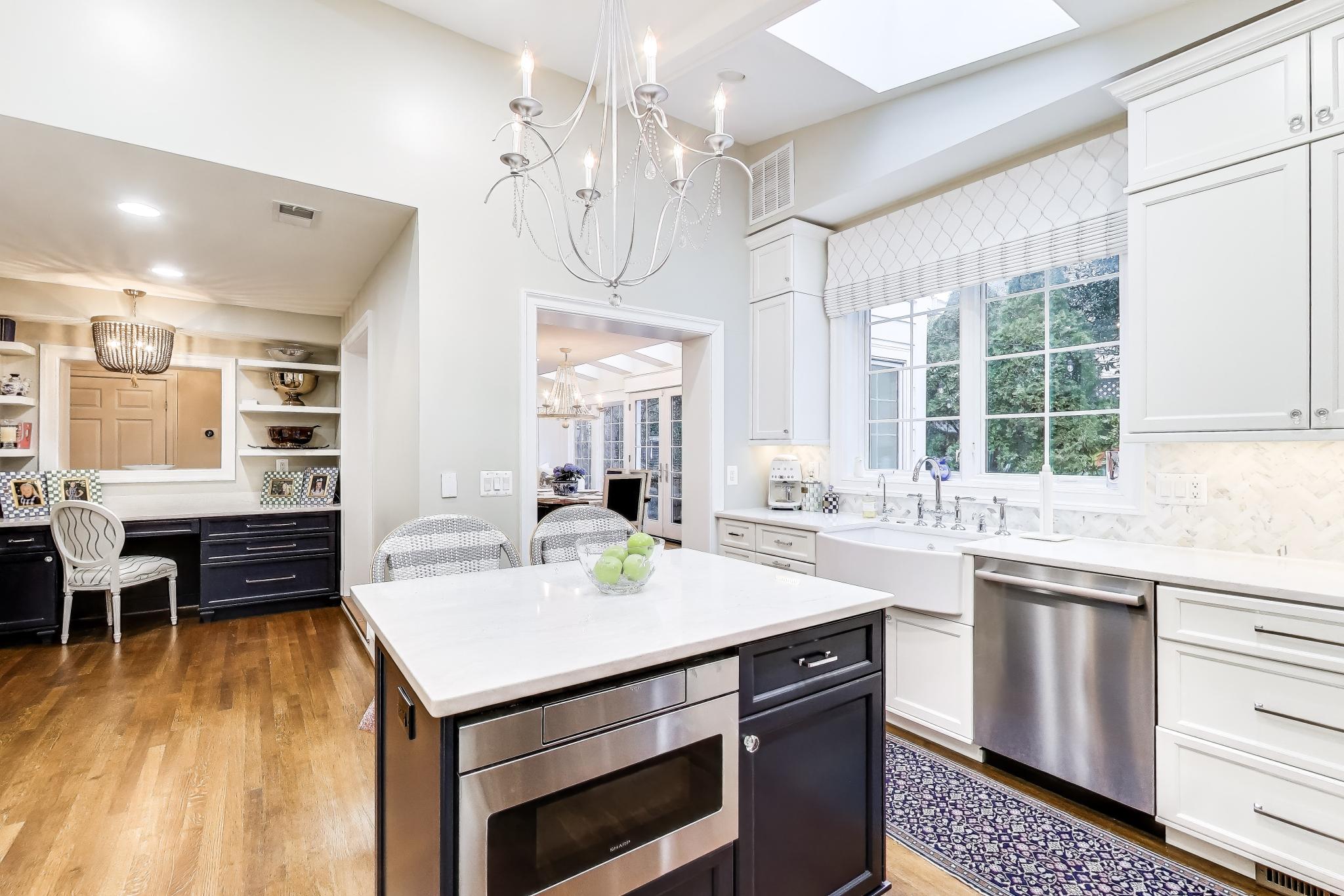 5205 Falmouth Road Bethesda, MD 20816 - Photo 10 of 50