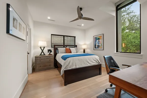 $2,600,000 | 3907 Fox Glen Drive, Irving, TX 75062