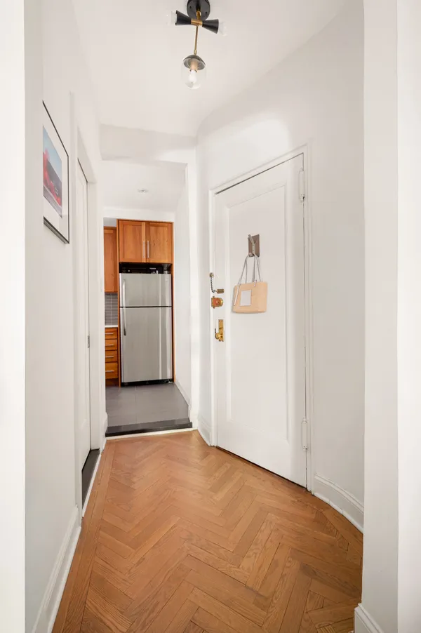 $650,000 | 234 West 16th Street, Unit 3D | Chelsea