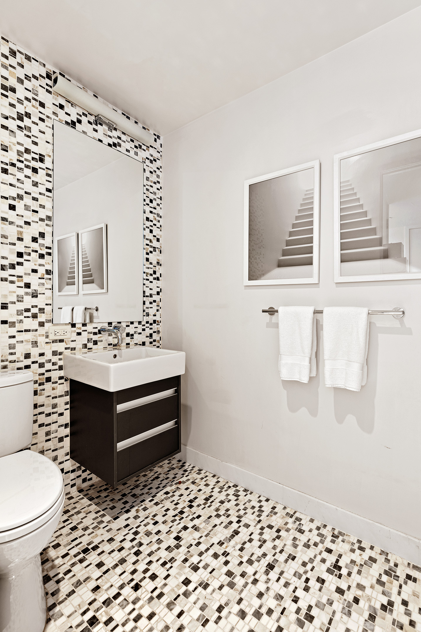 160 East 22nd Street, Unit PHB Manhattan, NY 10010 - Photo 15 of 19