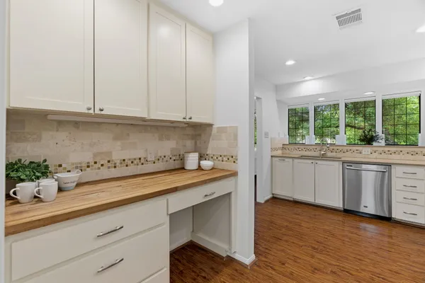 $624,900 | 6820 Cypress Point North, Unit 28, Austin, TX 78746