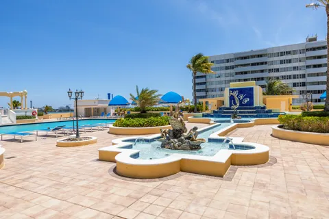 $395,000 | 7601 East Treasure Drive, Unit 2001, North Bay Village, FL 33141