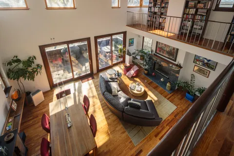 $4,000,000 | 10 Newell Street, Cambridge, MA 02140