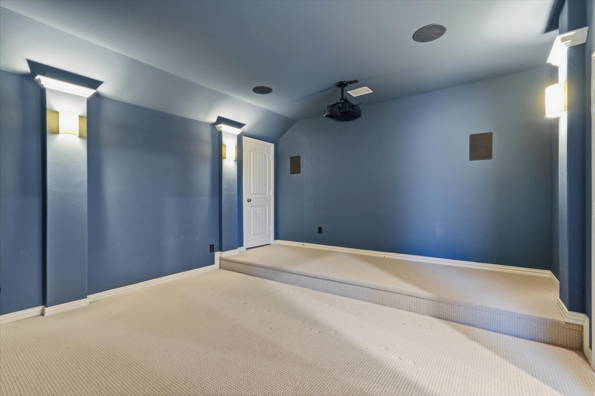 2433 Mare Road Carrollton, TX 75010 - Photo 24 of 41 Gallery Image 24