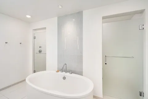 $3,350,000 | 1900 Scenic Hwy 98, Unit 601, Destin, FL 32541