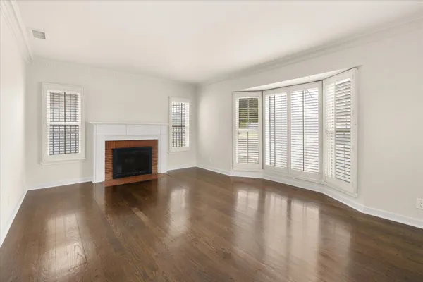 $824,995 | 10233 South 3rd Avenue, Inglewood, CA 90303