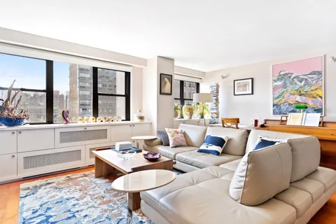 $2,695,000 | 210 East 15th Street, Unit 10HJK | Gramercy