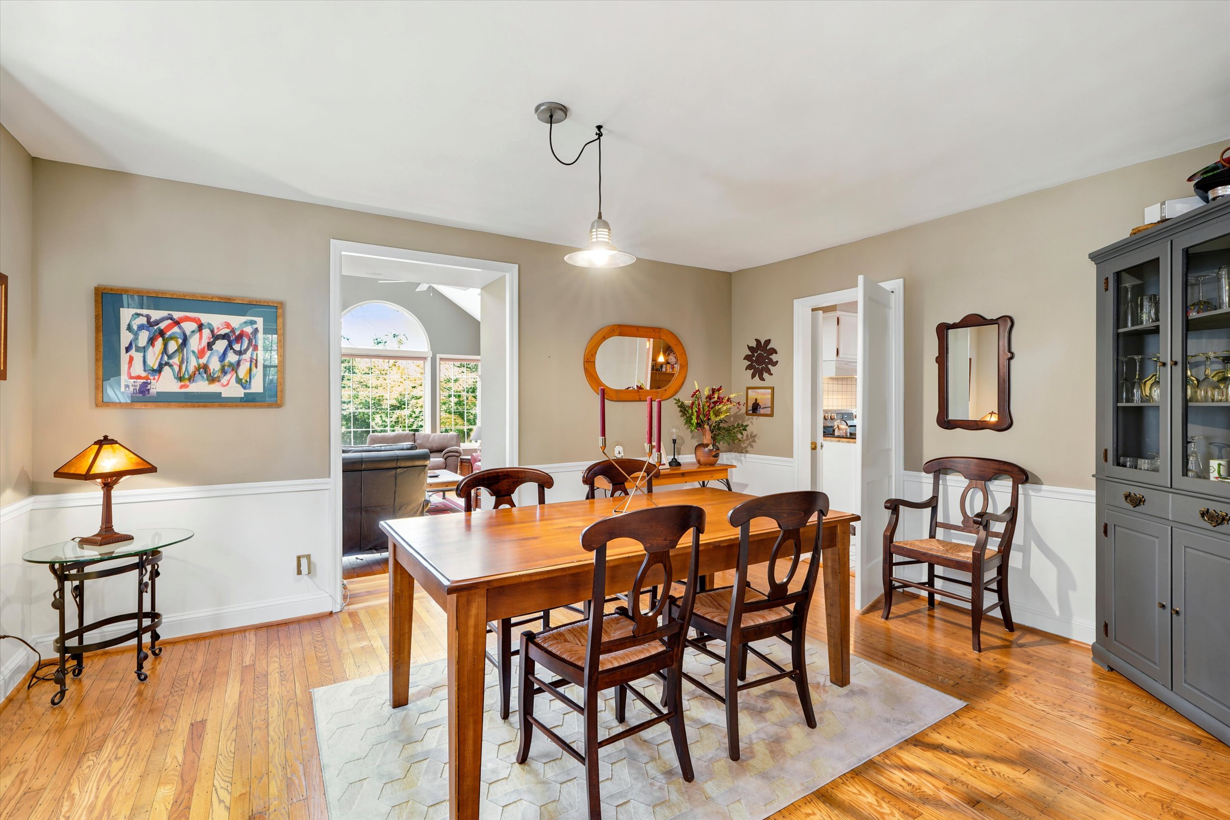 841 Ivy Road Ambler, PA 19002 - Photo 9 of 54