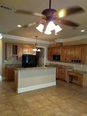 $3,600 | 2129 Hyde Park Avenue, Harvey, LA 70058