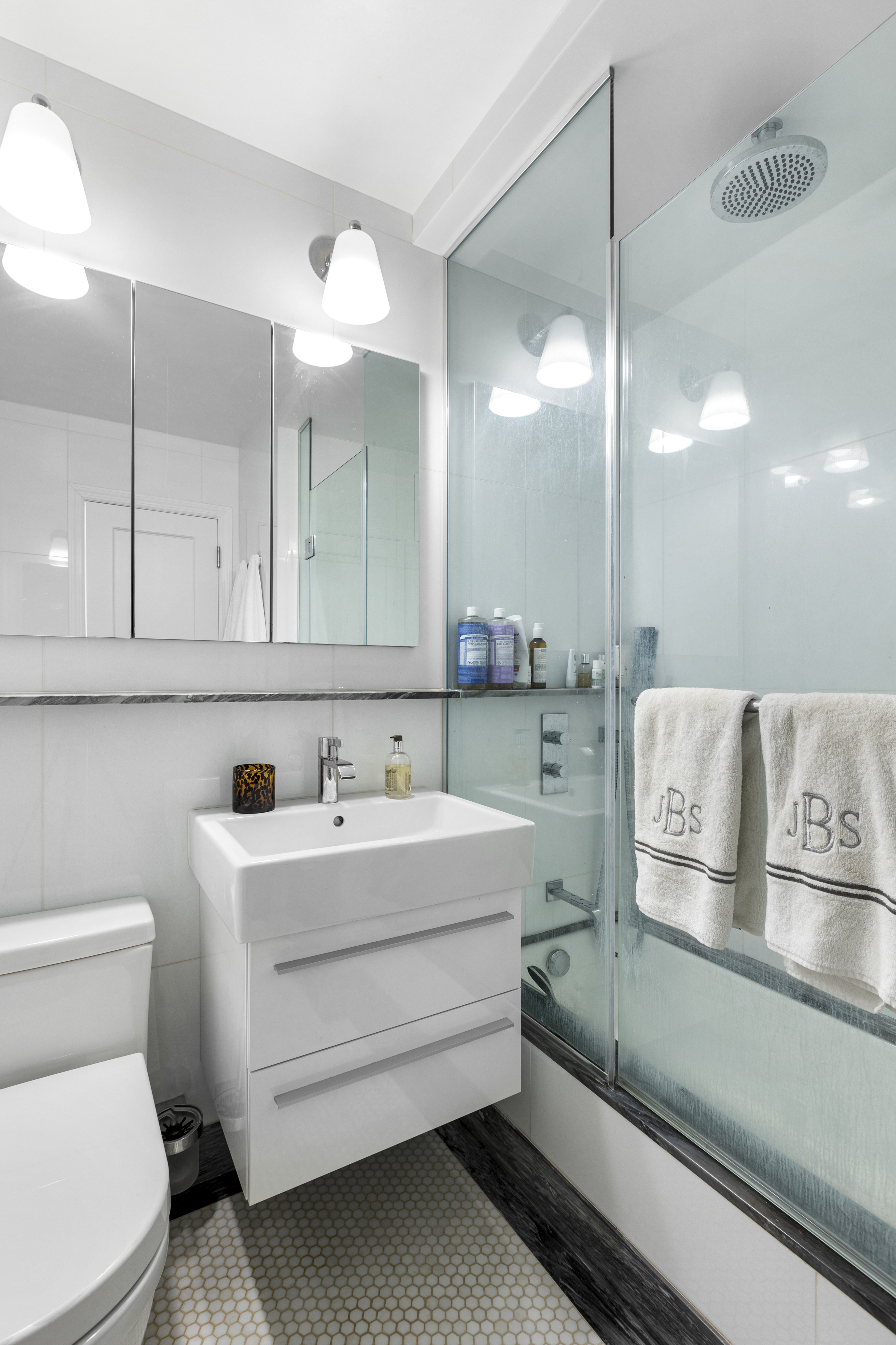 200 Central Park South, Unit 7C Manhattan, NY 10019 - Photo 8 of 15