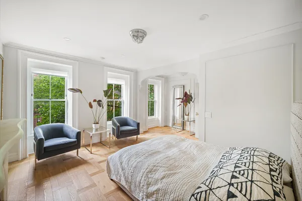 $6,000,000 | 265 6th Avenue | Park Slope