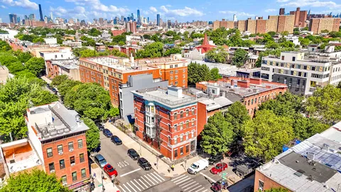 $725,000 | 184 Stuyvesant Avenue, Unit D2 | Bedford-Stuyvesant