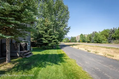 $1,150,000 | 1815 Josephine Loop, Jackson, WY 83001
