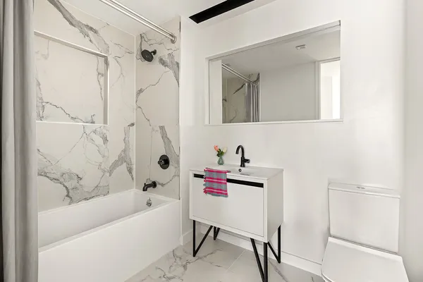 $1,095,000 | 267 Evergreen Avenue, Unit 1 | Bushwick