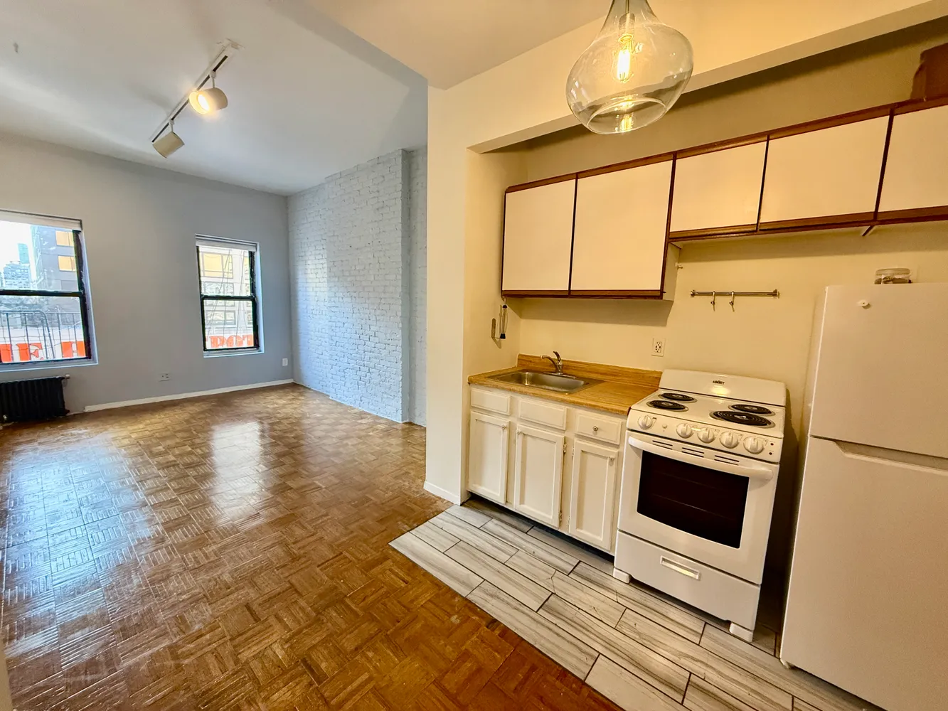 $2,950 | 344 East 61st Street, Unit 16 | Lenox Hill