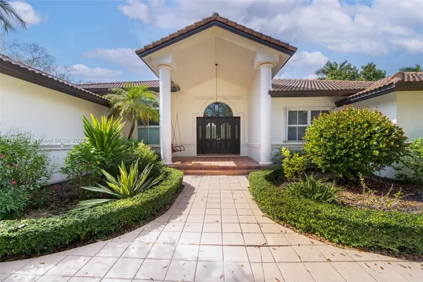 $10,500 | 16782 Southwest 78th Court, Unit WH, Palmetto Bay, FL 33157