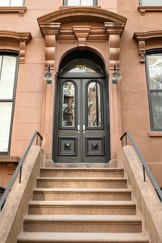 256 Cumberland Street, Unit 2 Brooklyn, NY 11205 - Photo 9 of 10